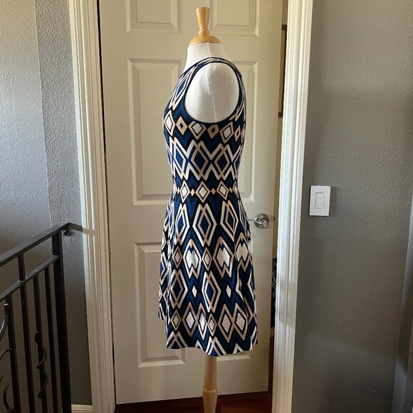 ISSA LONDON Fit & Flare Knit Dress S - Picture 3 of 7